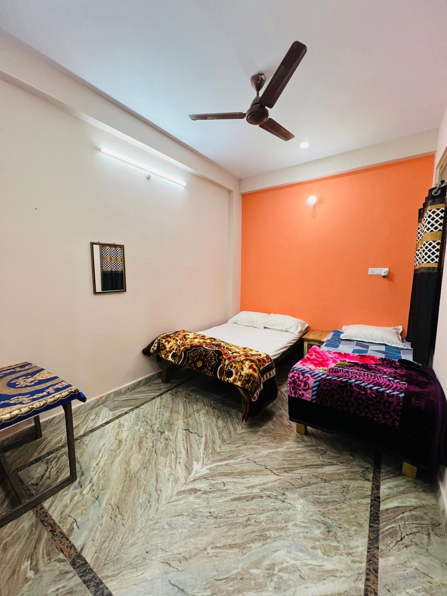 Annapurna Homestays Bénarès Extérieur photo